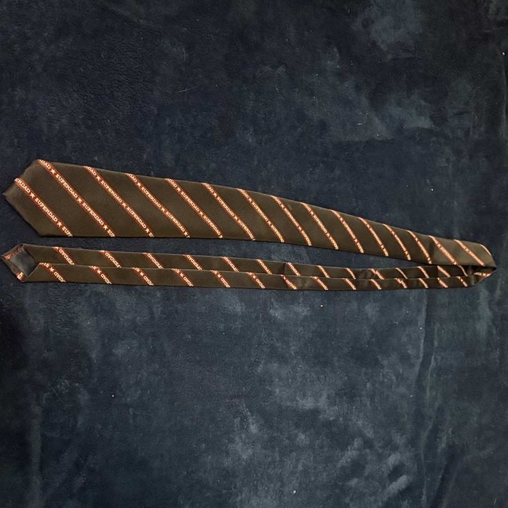 Elegant Striped Blue and Red Tie